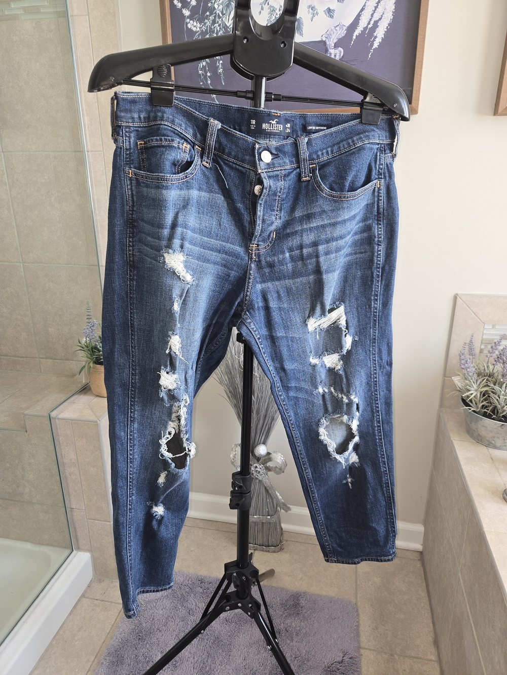 Hollister Women's Distressed Dark Blue Ripped Boyfriend Jeans